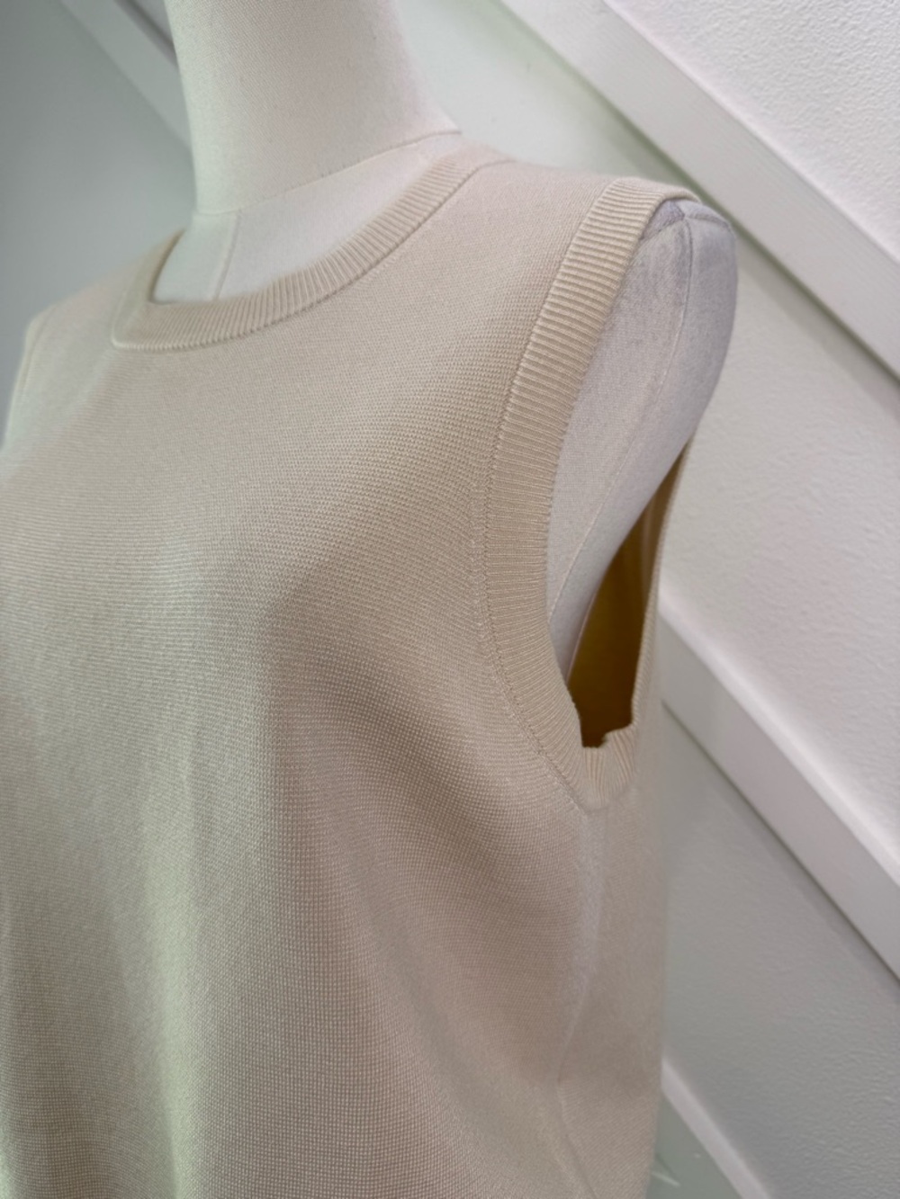 J. Crew Sweater Shell In Tencel Lyocell Blend Cream Ivory Size Large Preppy - Picture 2 of 9